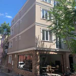Hotel Miran Suites