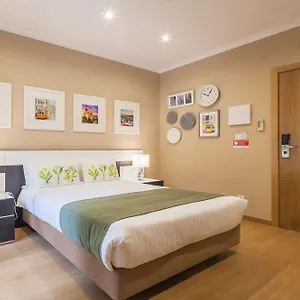 residencial-vila-nova.hotels-lisbon-portugal.com/